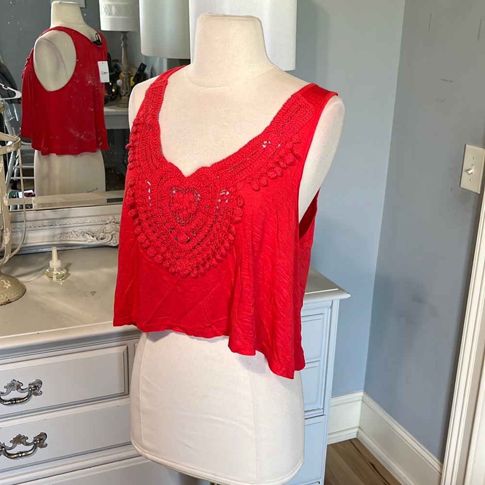 Red Crop Top Flowy Crochet Lace Womens Small New Rue21